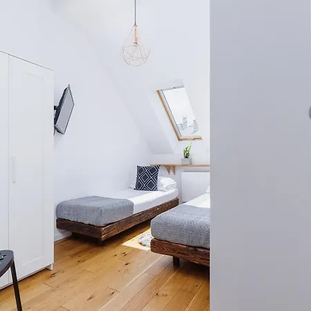 2 Bedroom Apartment With Terrace- Pilsudskiego 11 Krasków Eksteriør bilde
