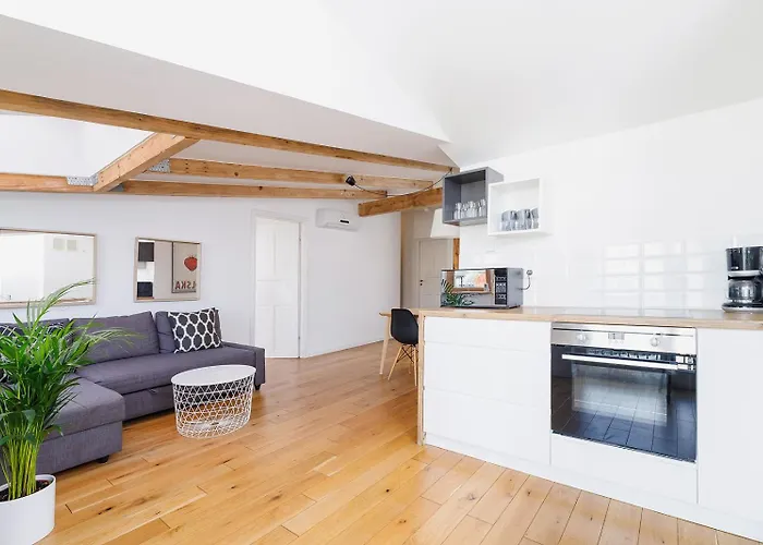2 Bedroom Apartment With Terrace- Pilsudskiego 11